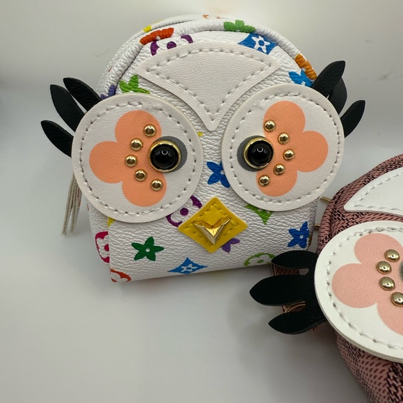 Super cute!  NEW!  Owl Bag backpack charm/coin purse - Picture 5 of 8